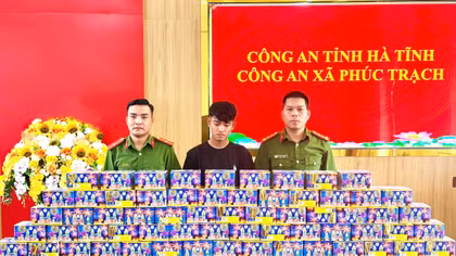 Chở hơn 100kg pháo hoa nổ trên xe, nam thanh niên bị khởi tố