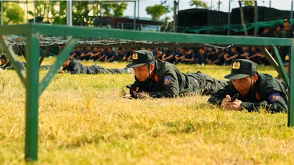 Mãn nhãn những bài huấn luyện võ thuật, thể lực của chiến sĩ CAND 