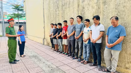 “Ném” hơn 200 tỷ đồng vào World Cup để cá cược, 9 đối tượng bị khởi tố