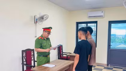 Phóng nhanh gây tai nạn chết người, 2 nam sinh bị khởi tố