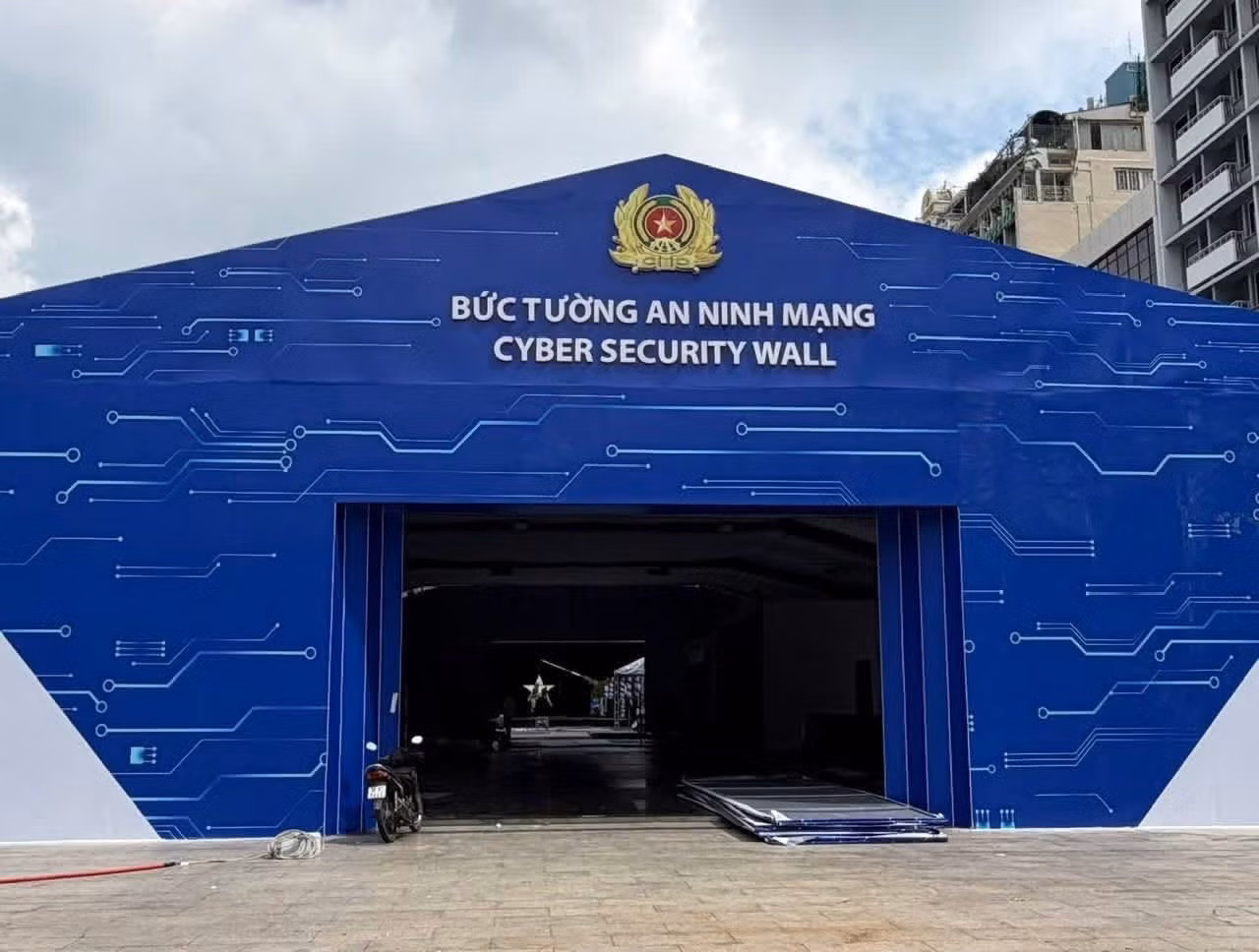 Cùng tự hào viết tiếp những câu chuyện về “Tổ quốc bình yên”! ảnh 8