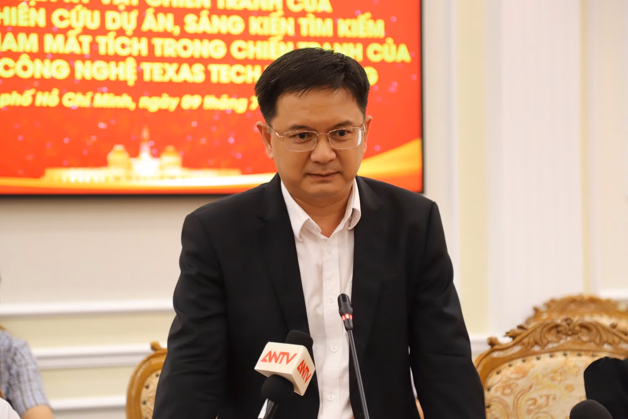 Đồng chí Nguyễn Mạnh Cường, Phó Chủ tịch UBND TP Hồ Chí Minh, phát biểu tại buổi lễ.