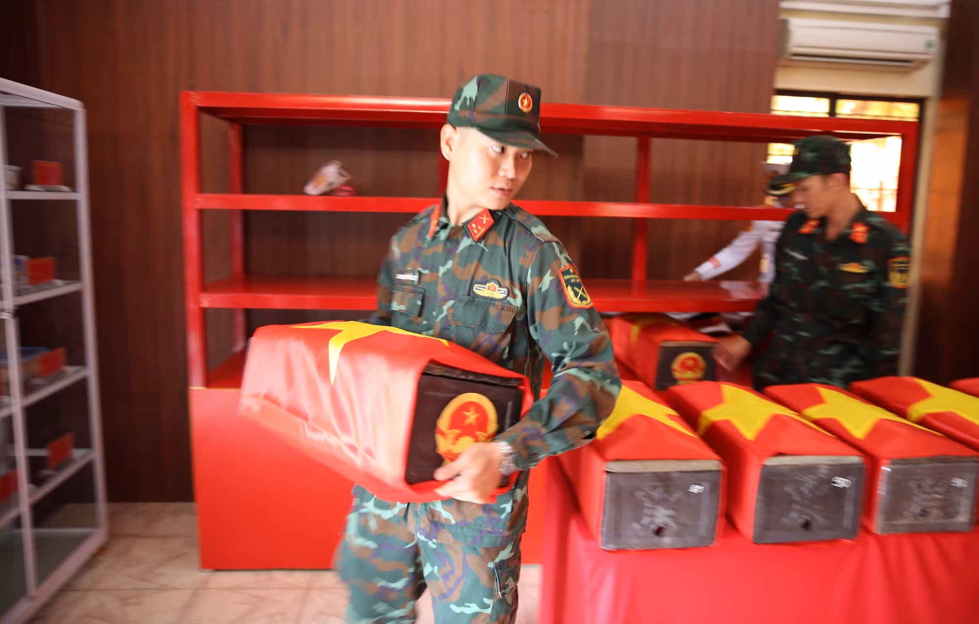 805a8242.jpg