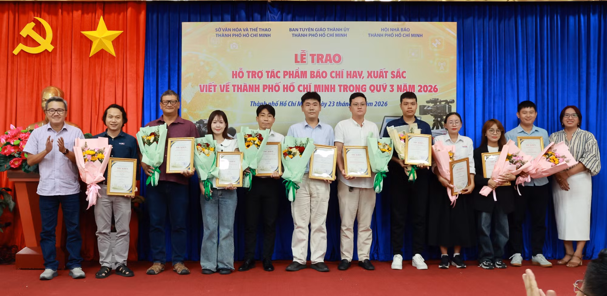 Nhiều tác giả được trao khen thưởng ở các hạng mục thuộc nhiều loại hình, thể loại báo chí.