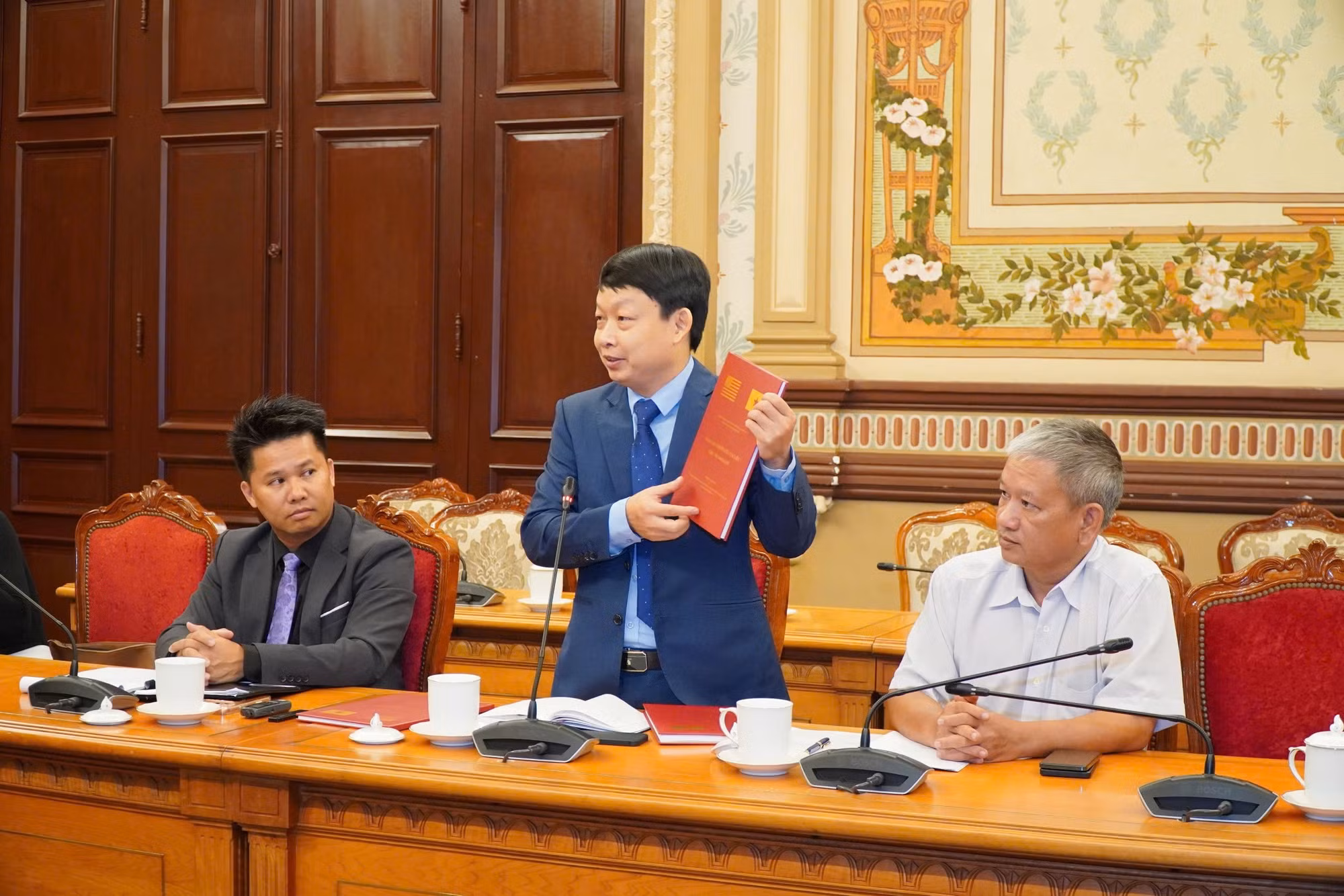 Hợp tác chia sẻ dữ liệu nhằm tìm kiếm, quy tập hài cốt Liệt sĩ ảnh 4