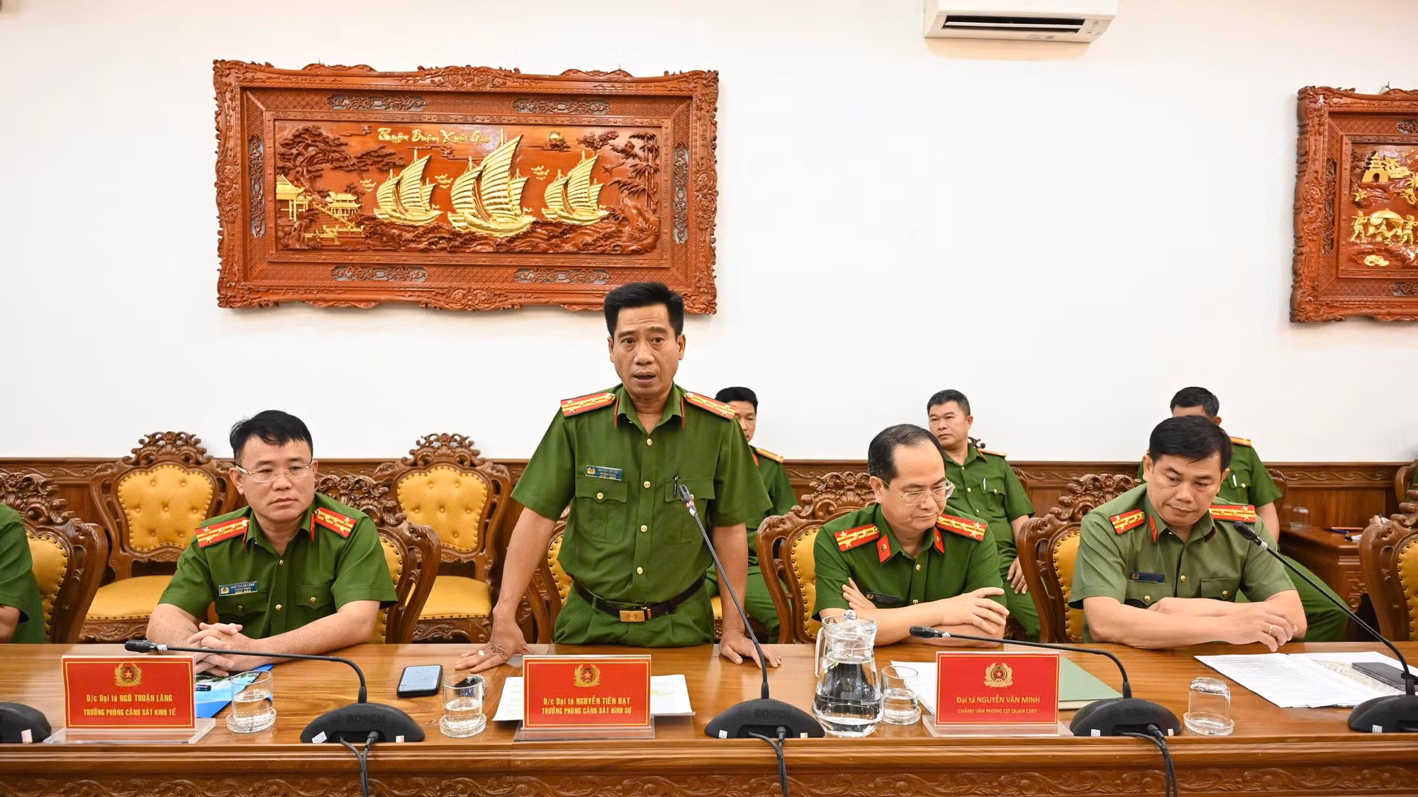 Đại tá Trần Tiến Đạt, Trưởng phòng Cảnh sát hình sự Công an TP Hồ Chí Minh thông tin vụ án.