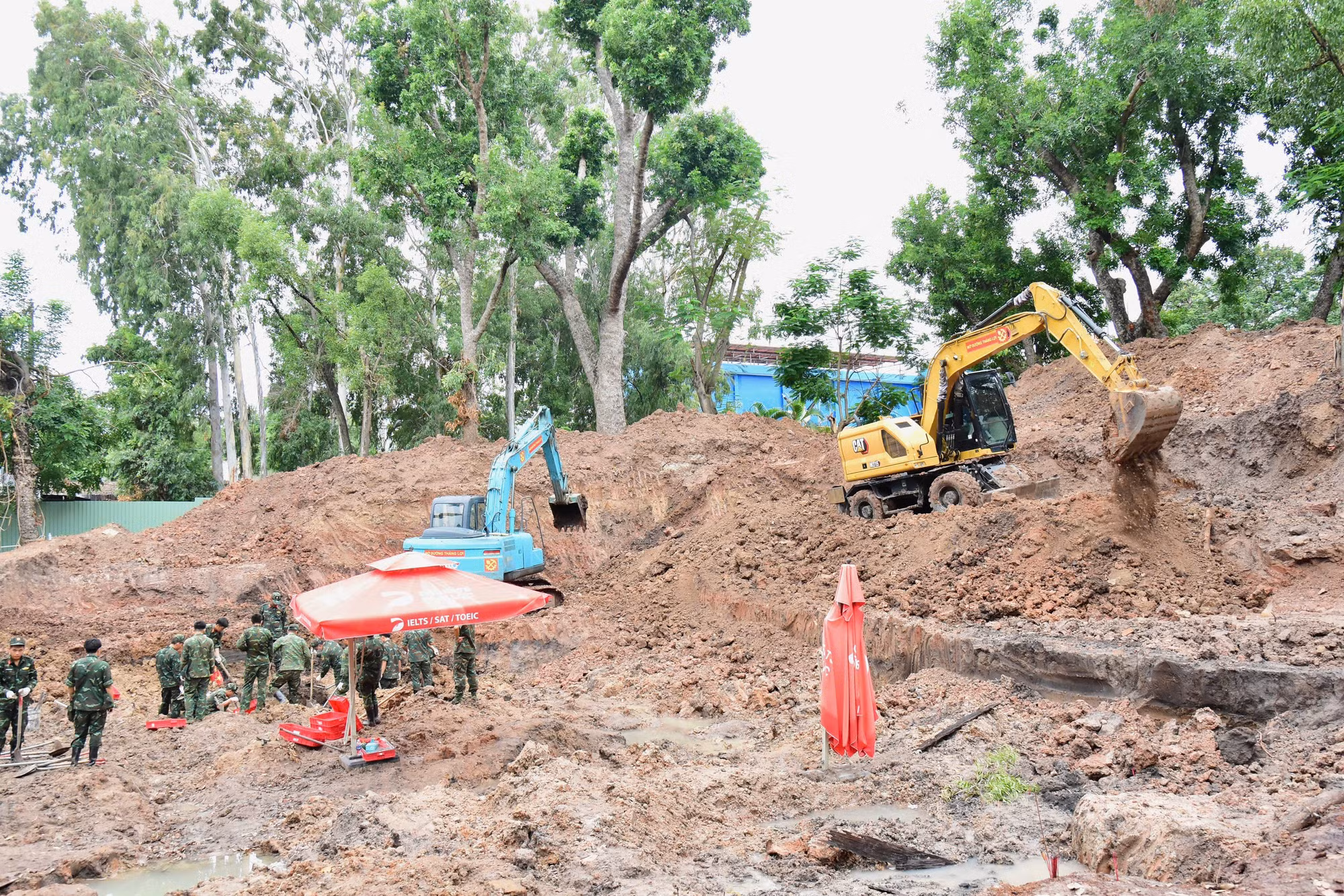 Quy tập thêm 13 hài cốt liệt sĩ tại phường Hòa Hưng và xã Thường Tân ảnh 1