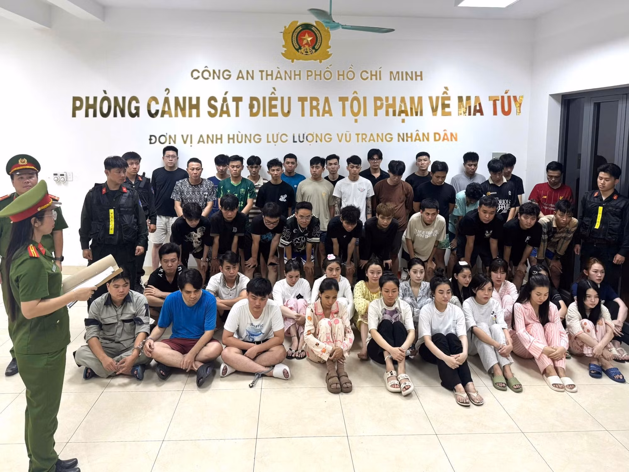 Cơ quan CSĐT Công an TP Hồ Chí Minh bắt giữ, khởi tố 50 bị can về các hành vi mua bán, tàng trữ, tổ chức sử dụng trái phép chất ma túy…
