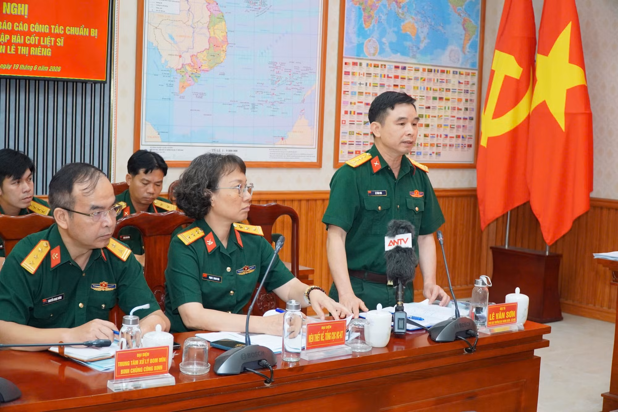 Khẩn trương triển khai tìm kiếm hài cốt liệt sĩ tại Công viên Lê Thị Riêng ảnh 5
