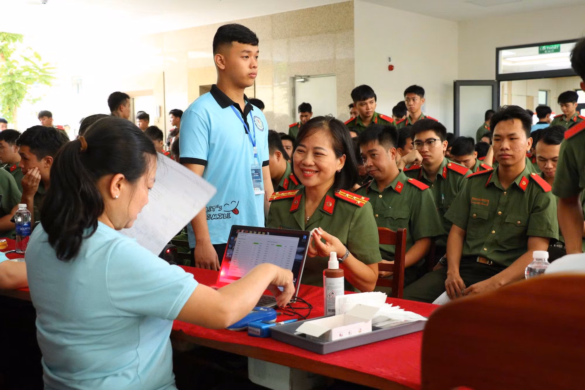 Trường Đại học ANND vượt chỉ tiêu hiến máu tình nguyện năm 2026 ảnh 2