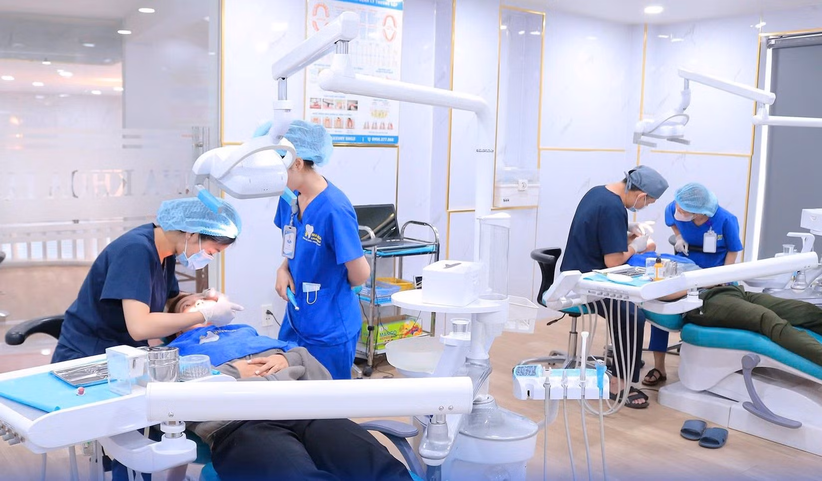 Địa điểm kinh doanh Công ty TNHH Nha khoa Luxury Smile bị phạt 80 triệu đồng và đình chỉ hoạt động chuyên môn 12 tháng.