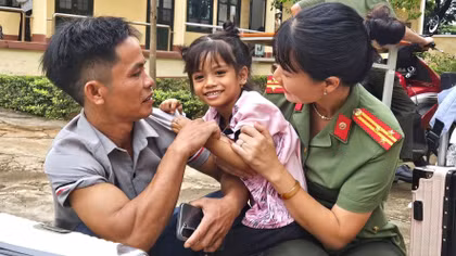 Làm việc xuyên lễ chuẩn bị năm học mới