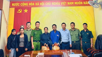 Tiếp nhận, bàn giao công dân hồi hương trở về từ Thái Lan