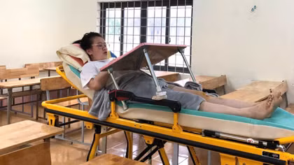 Những thí sinh “đặc biệt” trong mùa thi tốt nghiệp ở Đắk Lắk