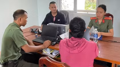 Từ TP Hồ Chí Minh lên Đắk Lắk để tuyên truyền Pháp luân công