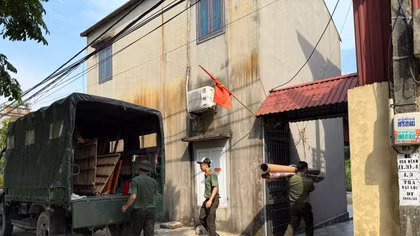 Bài 1: Công an Bắc Ninh đồng hành cùng bà con đến nơi tạm cư