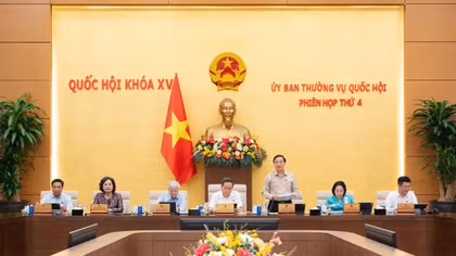 Chủ tịch Quốc hội đề nghị đẩy mạnh chuyển đổi số trong phổ biến, giáo dục pháp luật