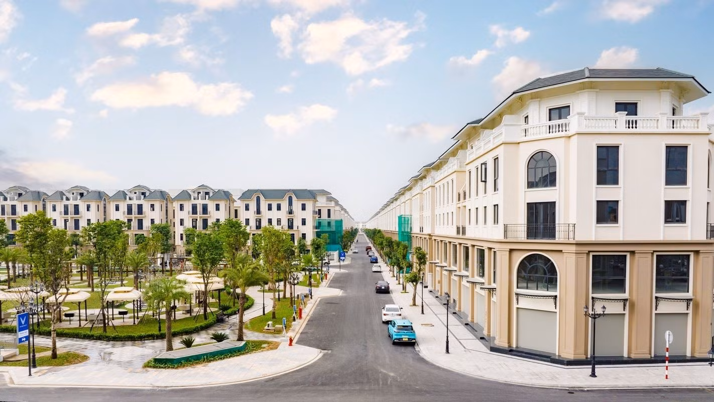 Một góc của khu Thời Đại, Vinhomes Ocean Park 3 - nơi ngày càng nhiều cư dân đang hoàn thiện nhà để sớm dọn về ở sớm, hưởng ưu đãi lớn