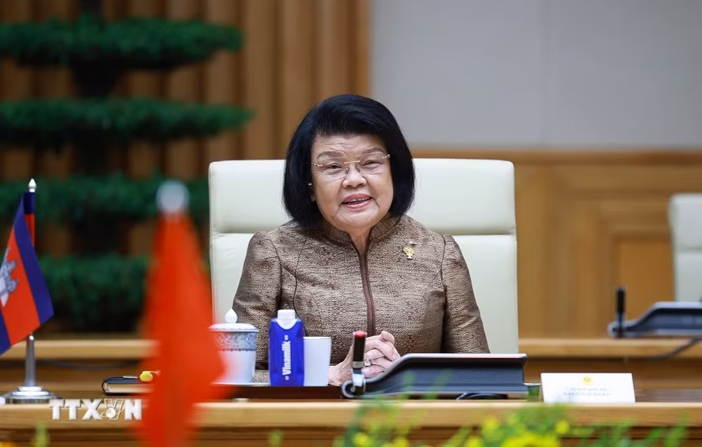 Chủ tịch Quốc hội Campuchia Samdech Khuon Sudary phát biểu.