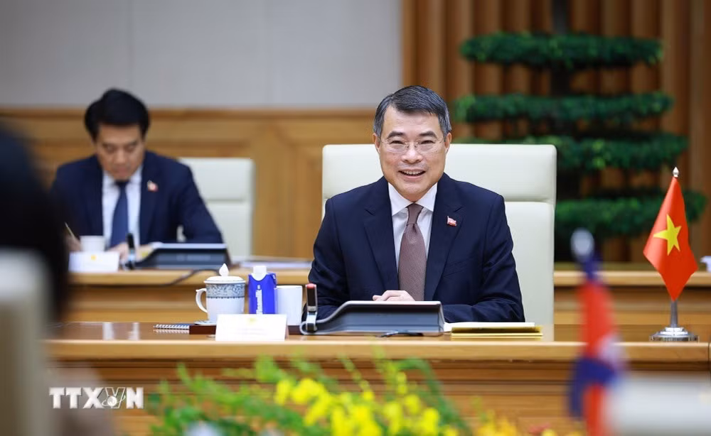 Thủ tướng Lê Minh Hưng phát biểu tại cuộc hội kiến với Chủ tịch Quốc hội Campuchia Samdech Khuon Sudary.