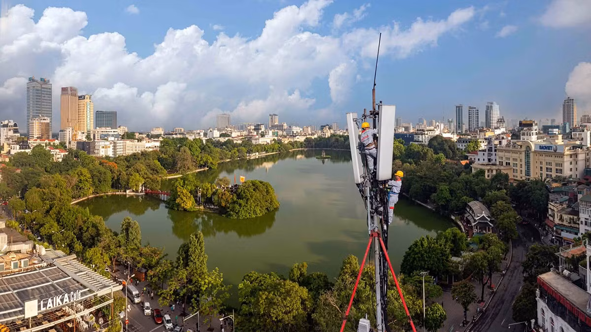 Viettel dự kiến đạt 50.000 trạm đến cuối năm 2026.