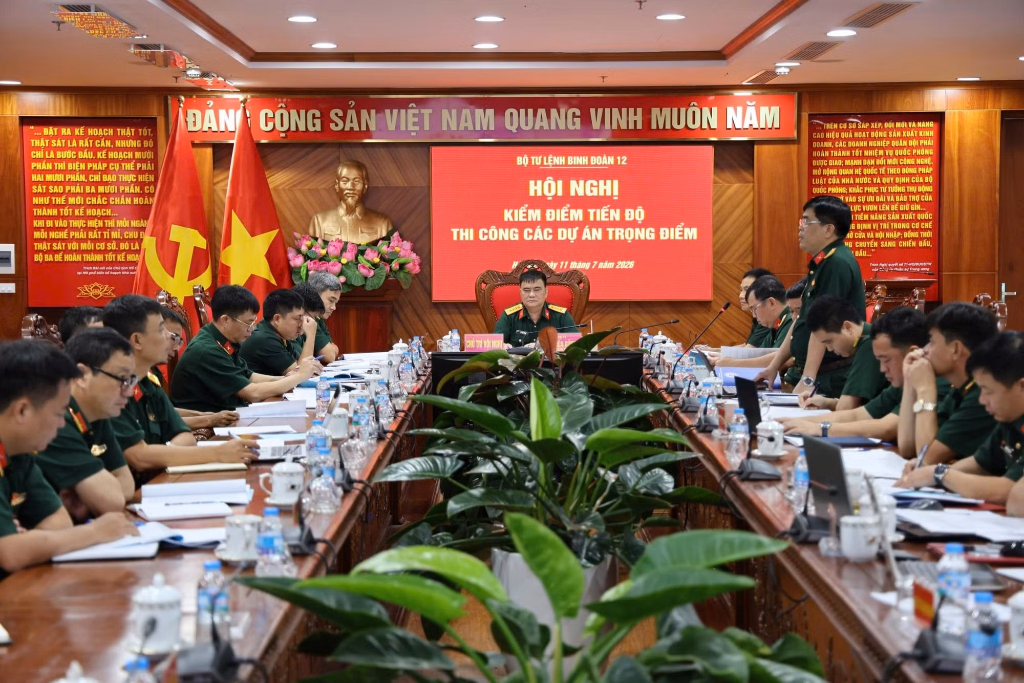 Binh đoàn 12 tổ chức hội nghị kiểm điểm tiến độ thi công các dự án trọng điểm.