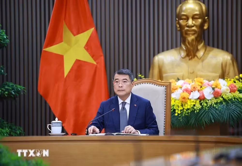Thủ tướng Lê Minh Hưng điện đàm với Thủ tướng New Zealand Christopher Luxon.
