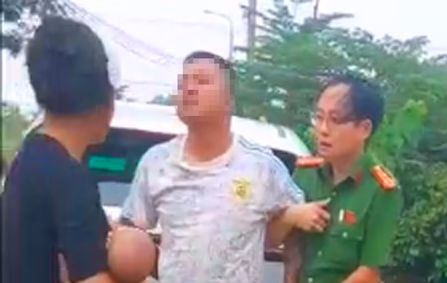 1-khong-che-doi-tuong.jpg