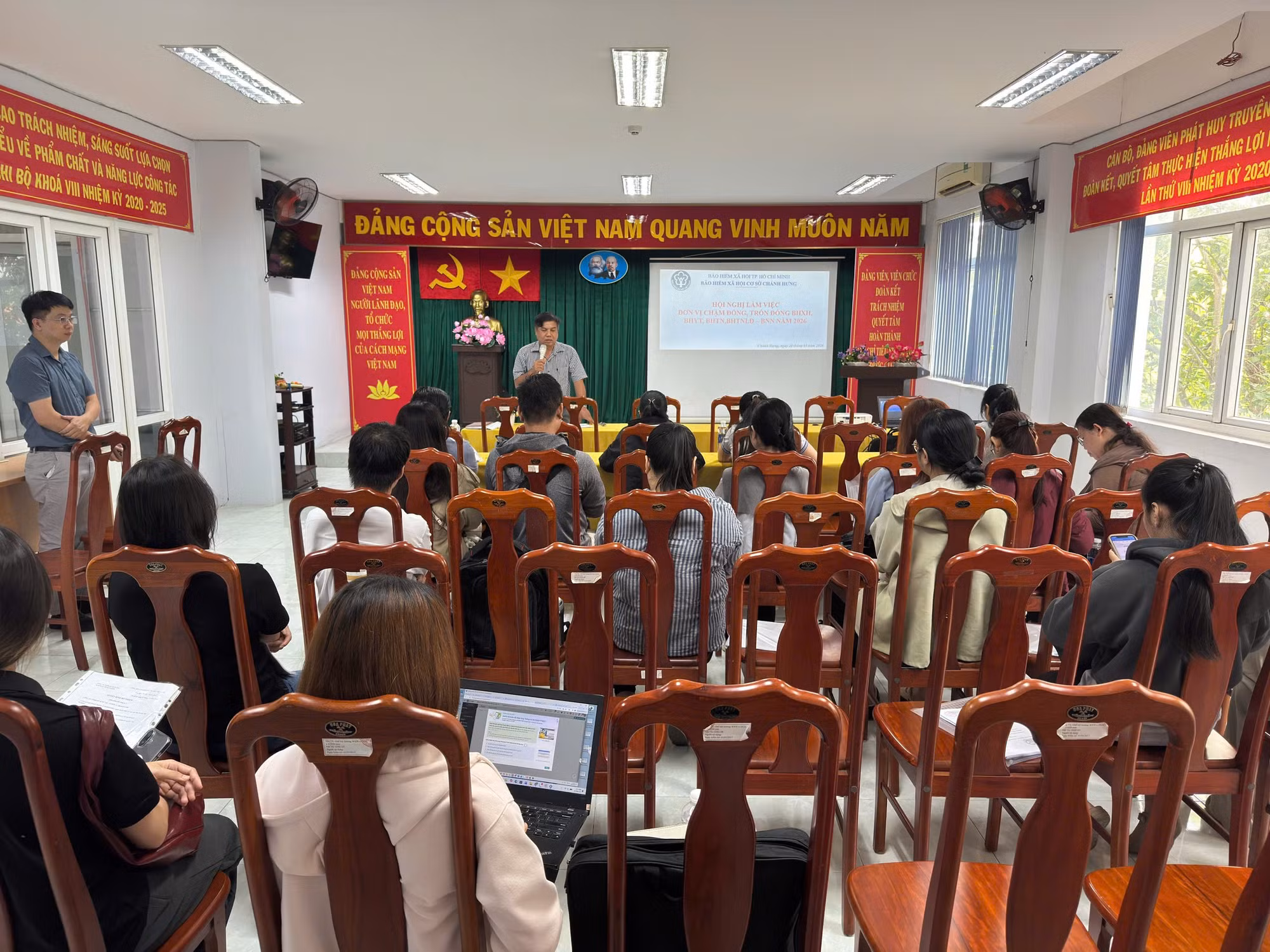 bhxh-co-so-chanh-hung-tp-hcm.jpg